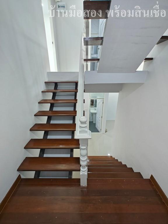 หมู่บ้านอยู่เจริญ 4 คลอง4 13