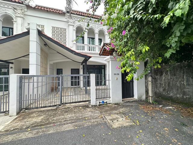 For Rent : Town home near Super Cheap Market, 3 Bedroom 3 Bathroom 1