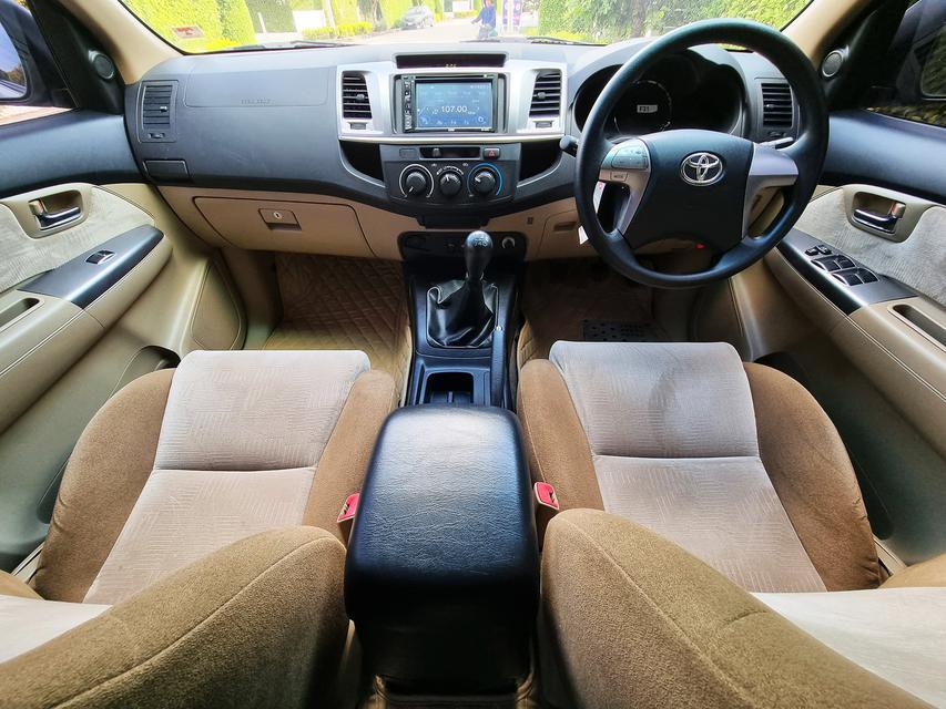 Toyota Fortuner 2.5 G (ปี 2015) SUV MT 4