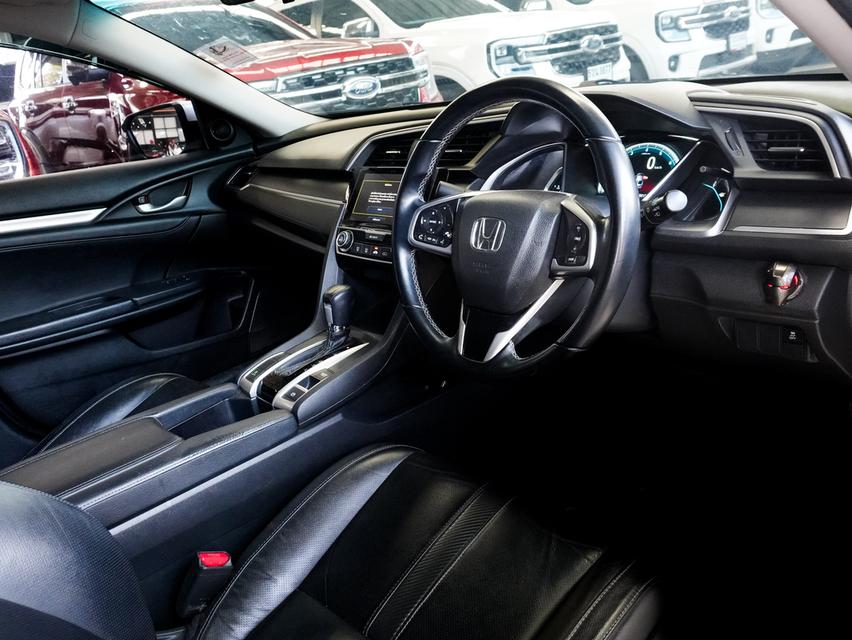 Honda Civic FC 1.8EL AT แต่งกระจังหน้า RS รูปที่ 7