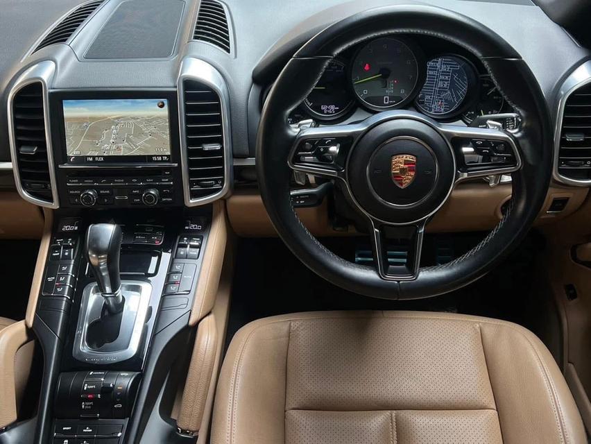Porsche CAYENNE 3.0 S E-Hybrid 4WD SUV 6