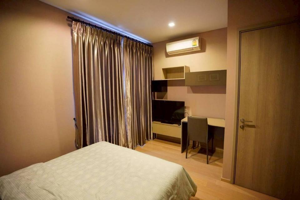 Sale / Rent​ Luxury condo HQ  Sukhumvit 55. Size : 100 square metres Floor : 30 2 bedrooms 2 bathrooms Fully furnished Sale with tenants 1