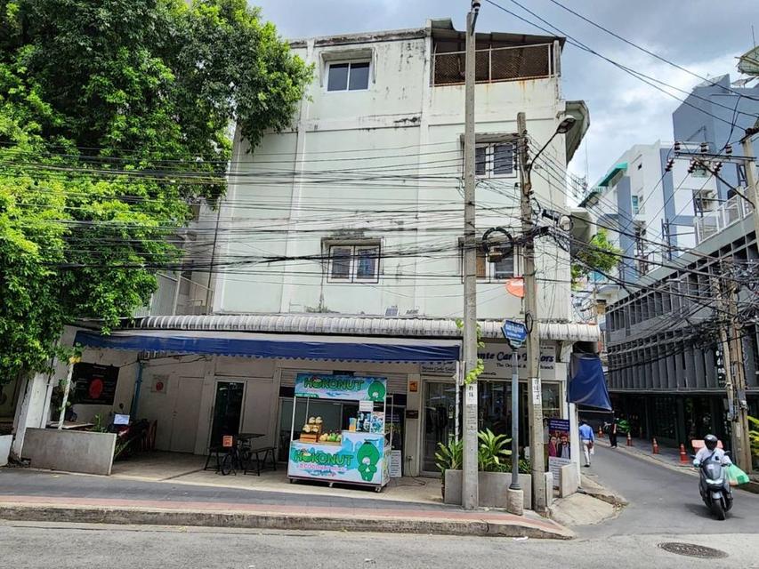 ปล่อยเช่าพื้นที่ร้านค้าชั้น 1 ขนาด 50 ตรม. ติดถนน ปากซอยรัชฏภัณฑ์ ย่านประตูน้ำ ใกล้ btsราชเทวี