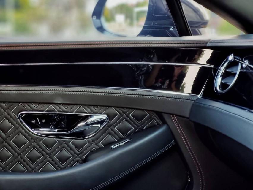 Bentley Continental GT W12 ปี 2020 ไมล์ 3x,xxx km รูปที่ 13