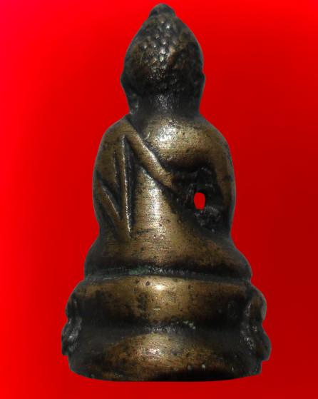 พระหล่อเนื้อชินตะกั่วเก่าค่ะ รูปที่ 20