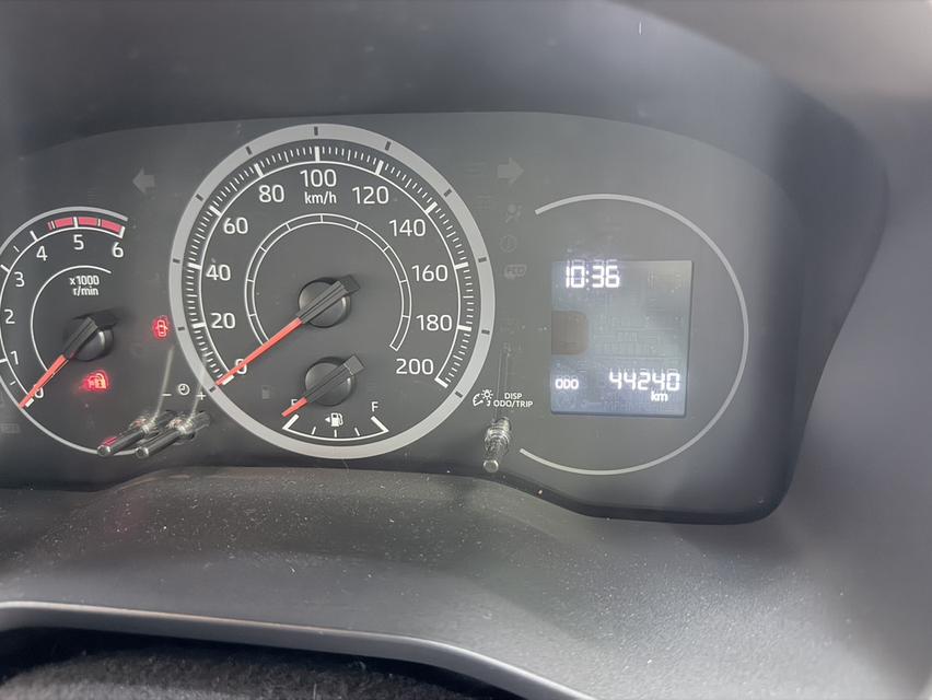 2022 toyota commuter มือเดียว ออโต้ วิ่งน้อย รูปที่ 8