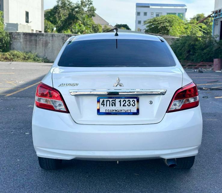 MITSUBISHI ATTRAGE 1.2GLX (MNC) เกียร์ธรรมดา สีขาว ปี 2017 6