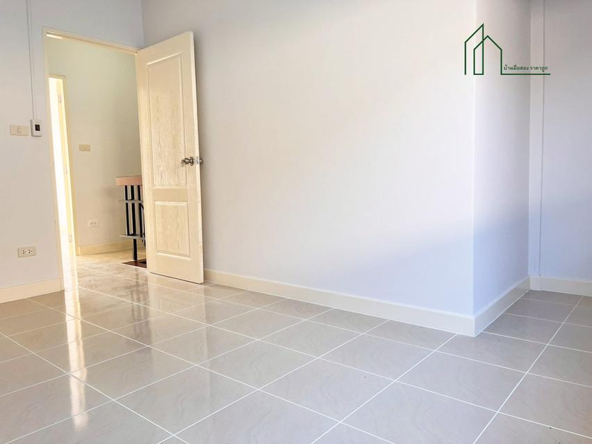 ทาวน์เฮ้าส์ 2 ชั้น หมู่บ้านชายคลอง รีโนเวทพร้อมอยู่ 16