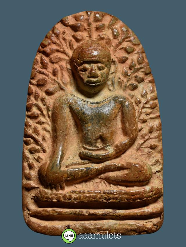 พระเปิม ลำพูน เนื้อดิน