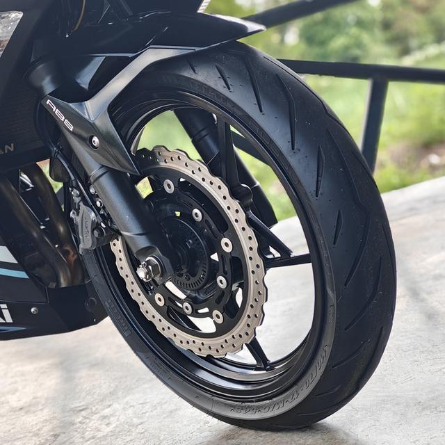 KAWASAKI NINJA400 HG Y2020 6