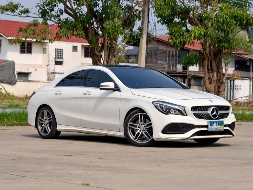 Mercedes Benz CLA250 2.0 AMG Dynamic 2017 ใช้น้อยมาก ประวัติดี รถสวยใหม่จริงๆคับ 1