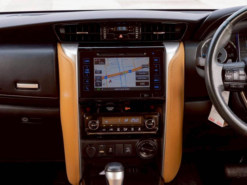 TOYOTA FORTUNER 2.8V 4WD ปี 2016 17