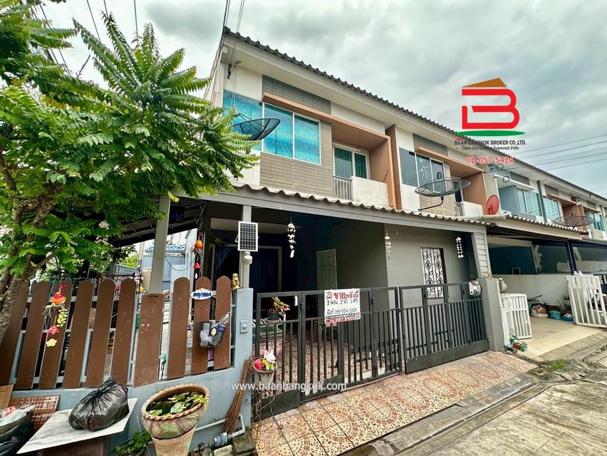 ทาวน์โฮม เดอะทรัสต์ทาวน์ วงแหวนลำลูกกา เนื้อที่ 27.5 ตรว. ถนนลำลูกกา ปทุมธานี 9
