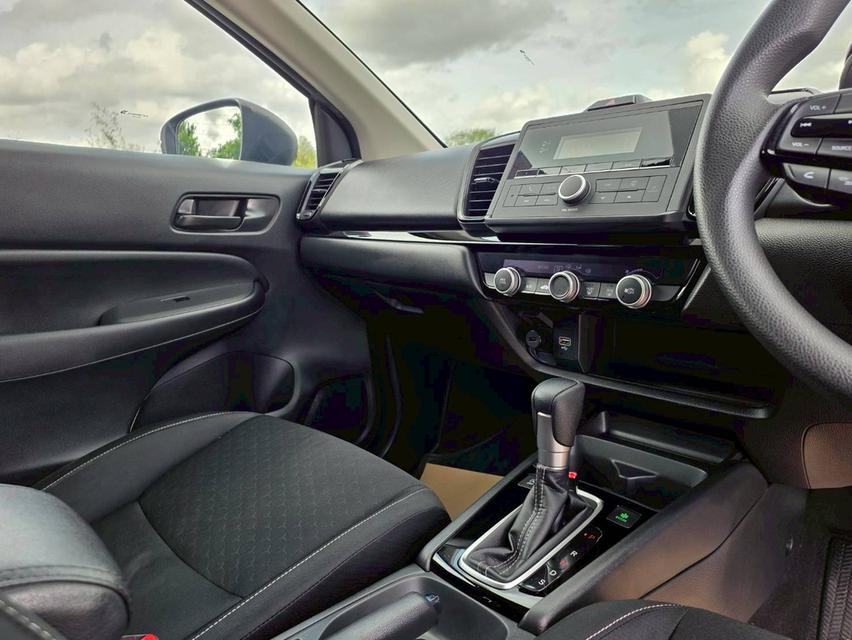 รหัสรถ NC100 HONDA CITY HATCHBACK 1.0 S+ ปี : 2022 (รุ่นปี 2021) 14