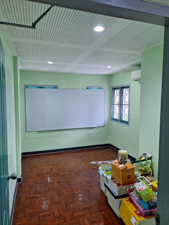 บ้านทาวน์เฮาส์ 3 ชั้น 14