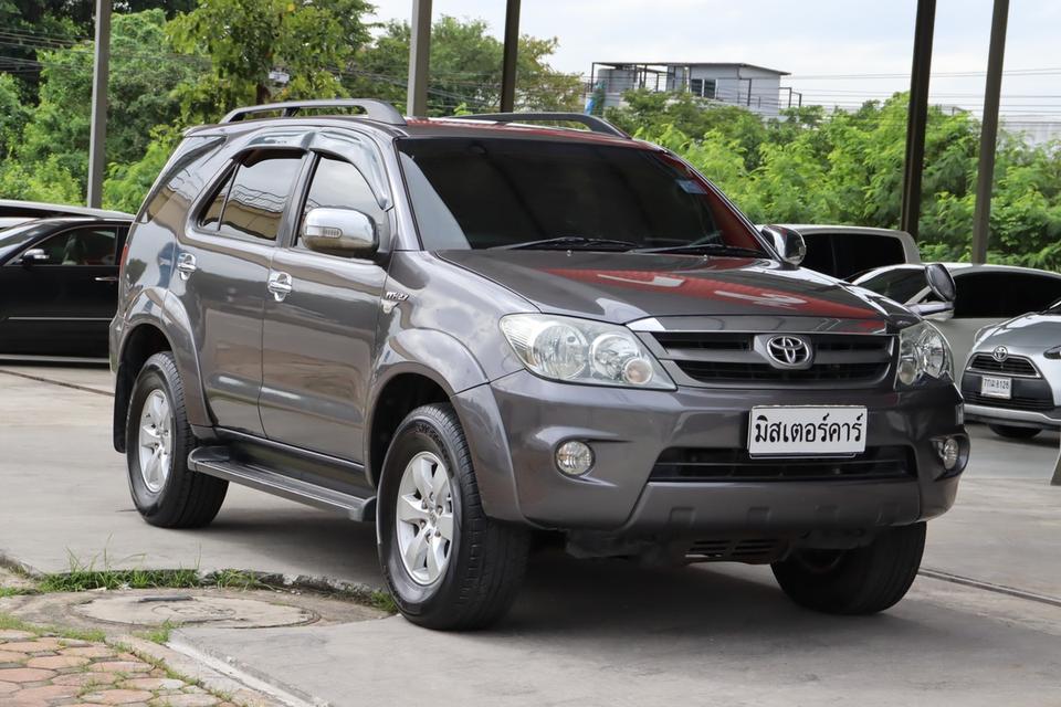 2005 TOYOTA FORTUNER 2.7V 2