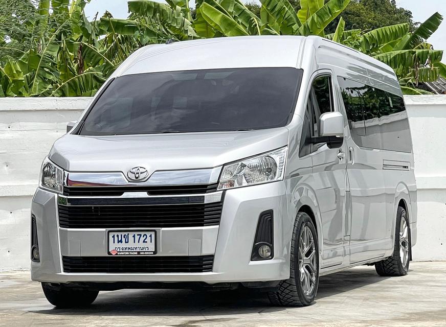 ขายToyota Commuter 2.8 ปี20