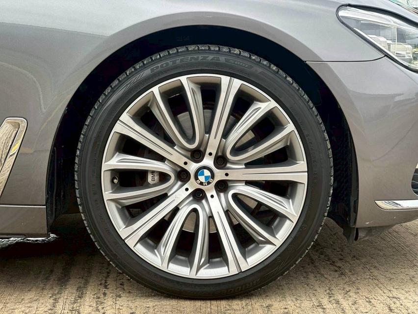 BMW 740Li Pure Excellence (G12) 2016  9