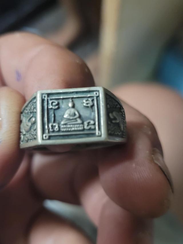 แหวนหน้าพระพุทธ เนื้อเงิน ปี 2525 หลวงปู่ดู่ วัดสะแก