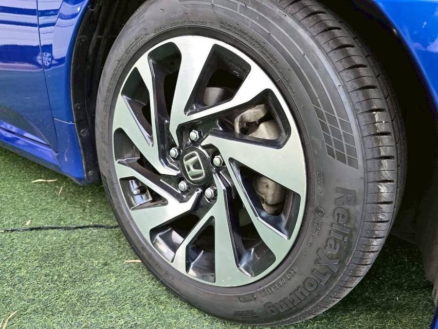 #HONDA CIVIC ตัว E เครื่อง1.8cc.  เกียร์AUTO ปี 2021 14