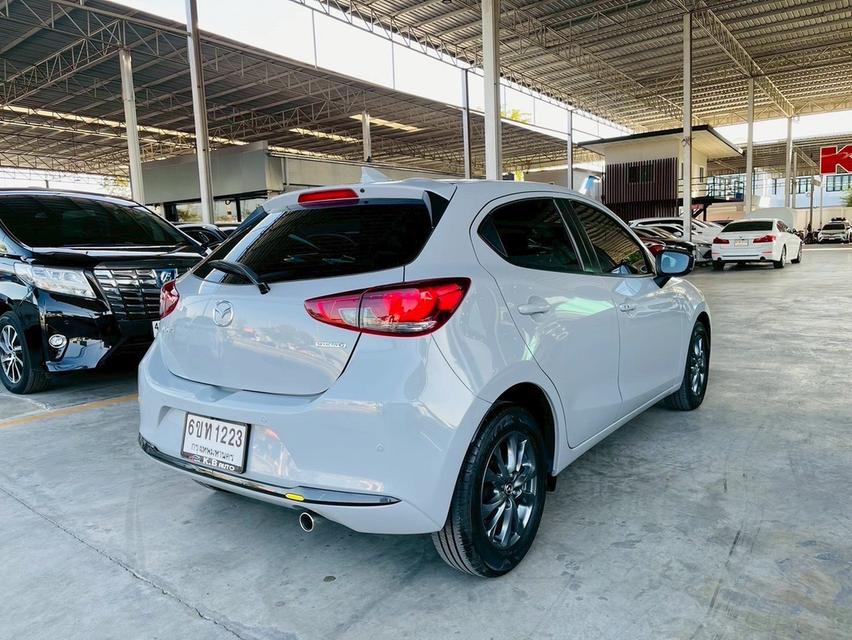 MAZDA mazda2 1.3S Sport รูปที่ 3