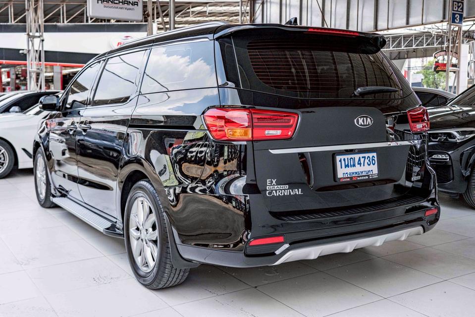 รหัสรถ NP4736 KIA GRAND CARNIVAL 2.2EX 2019 12