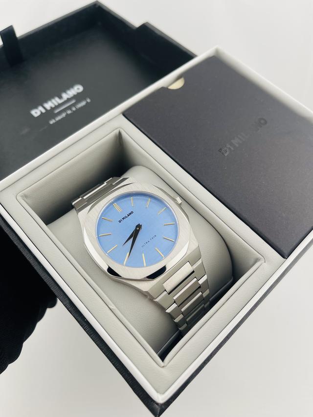 หรูหลักแสน งบหลักพัน นาฬิกา D1 Milano Ultra Thin Dusk สภาพสะสมไร้ตำหนิ กล่องและเอกสารครบ