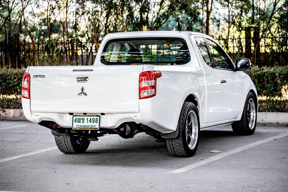 MITSUBISHI TRITON 2.5 GL MEGA CAB ปี 2016 มือเดียวป้ายแดง 6