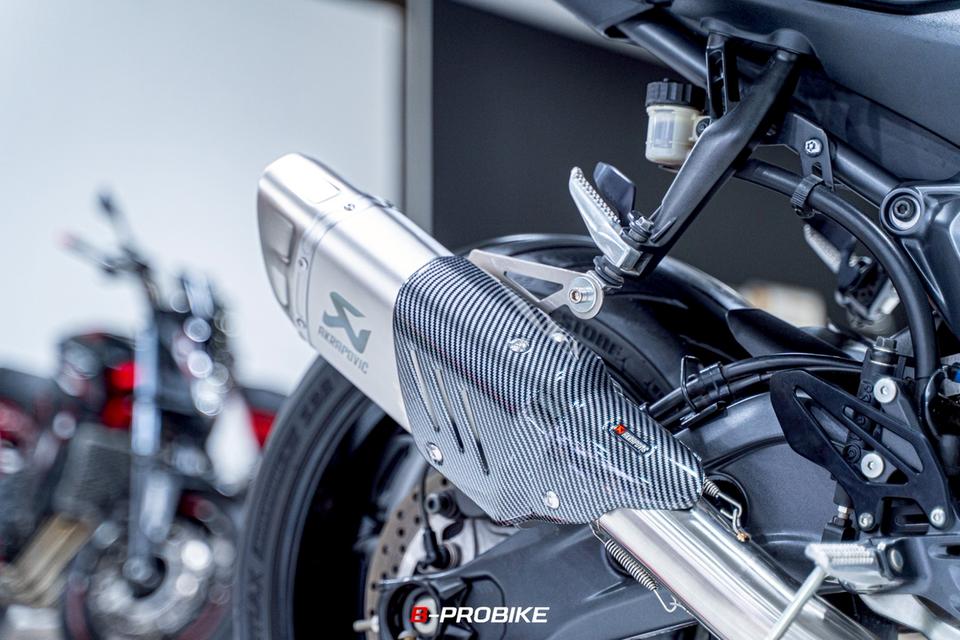 YAMAHA R7 7