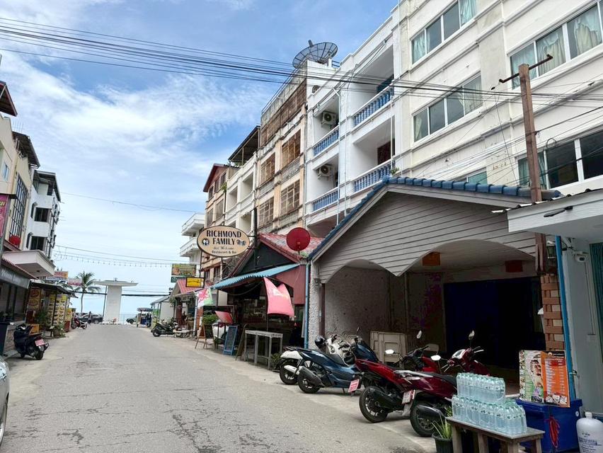 ขายอาคารพาณิชย์พัทยา หาดจอมเทียน 2 คูหา พร้อมห้องพัก 11 ห้อง 2