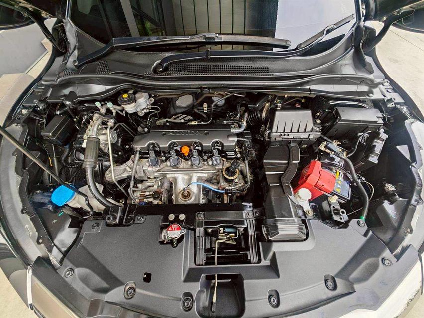 2019 HONDA HR-V 1.8 EL 4