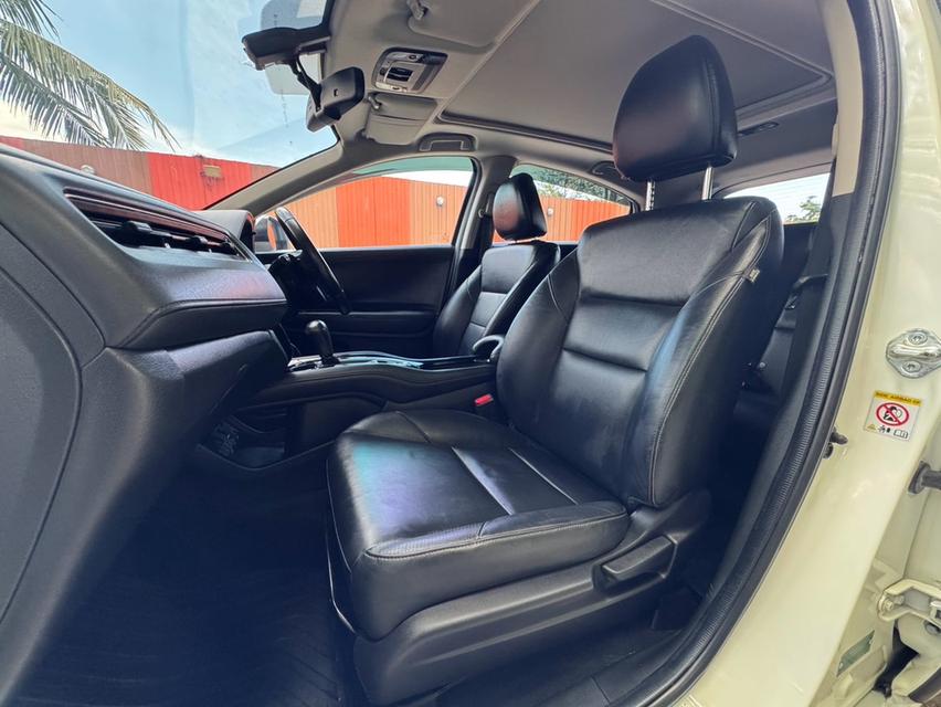 Honda Hrv 1.8E Sunroof AT 2015 สีขาว รูปที่ 10
