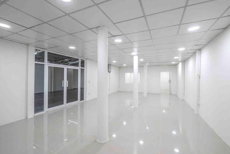 ที่ดินพร้อมตึกออฟฟิต+โกดังขนาดเล็ก 3