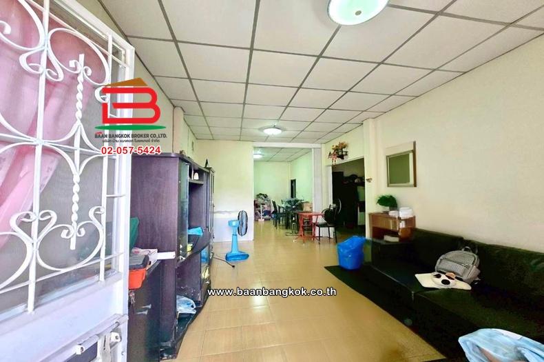 บ้านเดี่ยว เนื้อที่ 39.5 ตร.ว. หมู่บ้านเทพทิพย์นิเวศน์ ซอยย่อย 7 (ซอยสายไหม 10) ถนนพหลโยธิน แขวงสายไหม เขตสายไหม 4