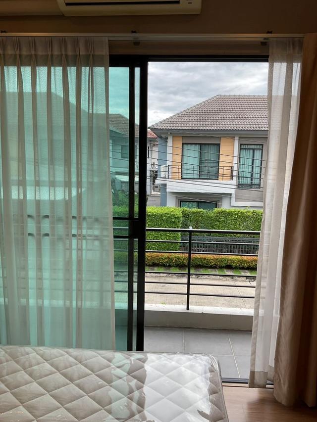 ขายบ้านเดี่ยว Life Bangkok Boulevard รามอินทรา 65 พร้อมเข้าอยู่ ทำเลดี ใกล้รถไฟฟ้าสายสีชมพู ราคา 6.59 ล้าน  10