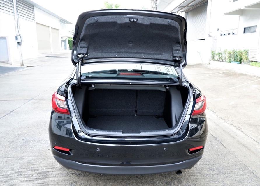 Mazda 2 1.3 High U 2018 เกียร์ AT 18