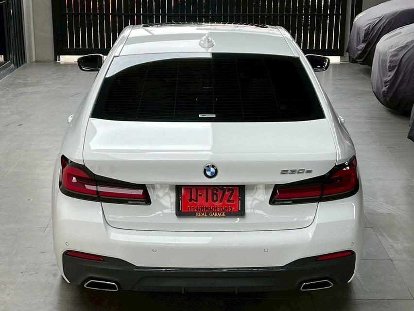 BMW 530e 2.0 G30 M Sport Sedan 12