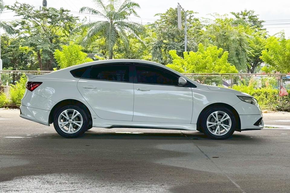MG 5 1.5 Tubo X Sunroof AT ปี 2019 4