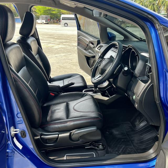 HONDA JAZZ, 1.5 i-VTEC SV ปี 2016 โทร. 0922639576 เอ๋ รูปที่ 4