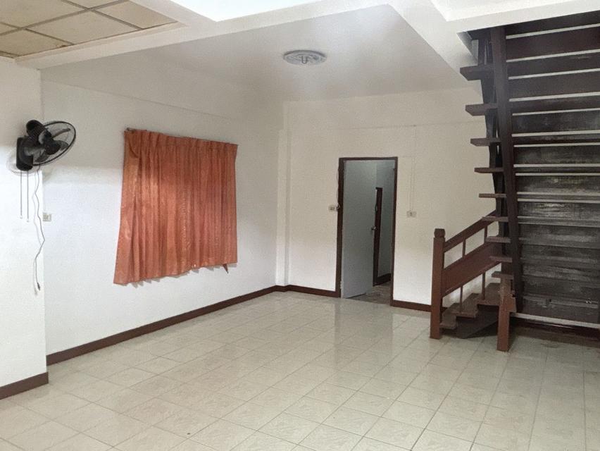 ขายบ้านเดี่ยว 2 ชั้น พร้อมอยู่ ซอยฉลองกรุง 25 เขตลาดกระบัง จังหวัดกรุงเทพมหานคร 6