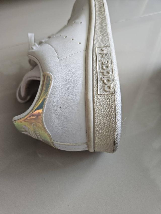 รองเท้า Adidas Stan smith