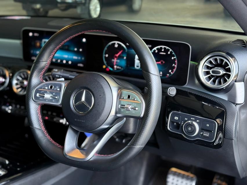 Benz A200 AMG Dynamic ปี19 รูปที่ 12