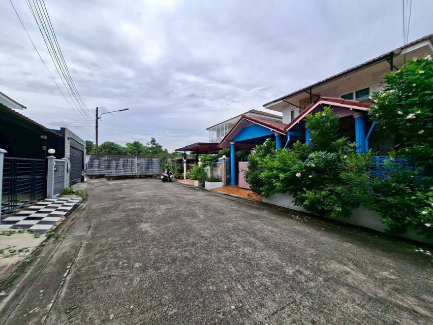 ขายบ้านแฝด 2 ชั้น หมู่บ้านธาราวิลล์ รังสิต คลอง 5 2