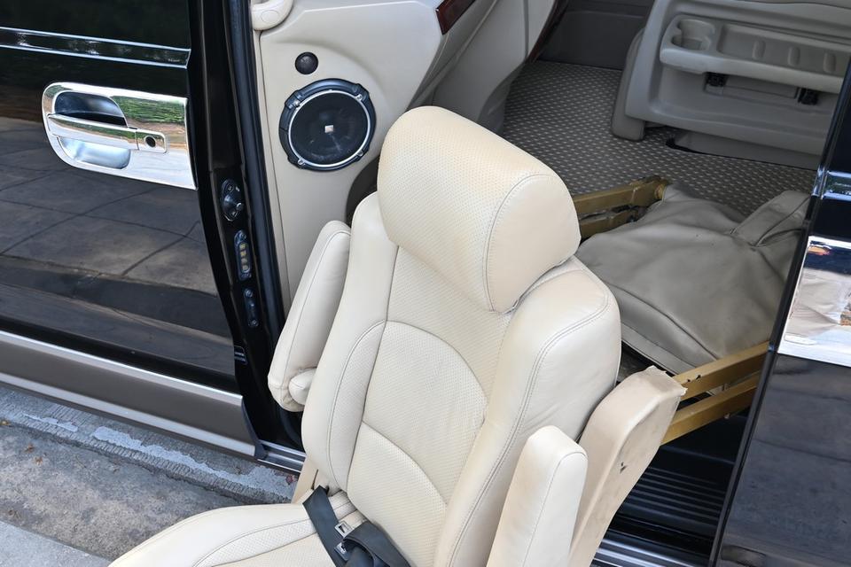 Hyundai GRAND STAREX 2.5 ( 2012 ) VIP Wagon รูปที่ 18