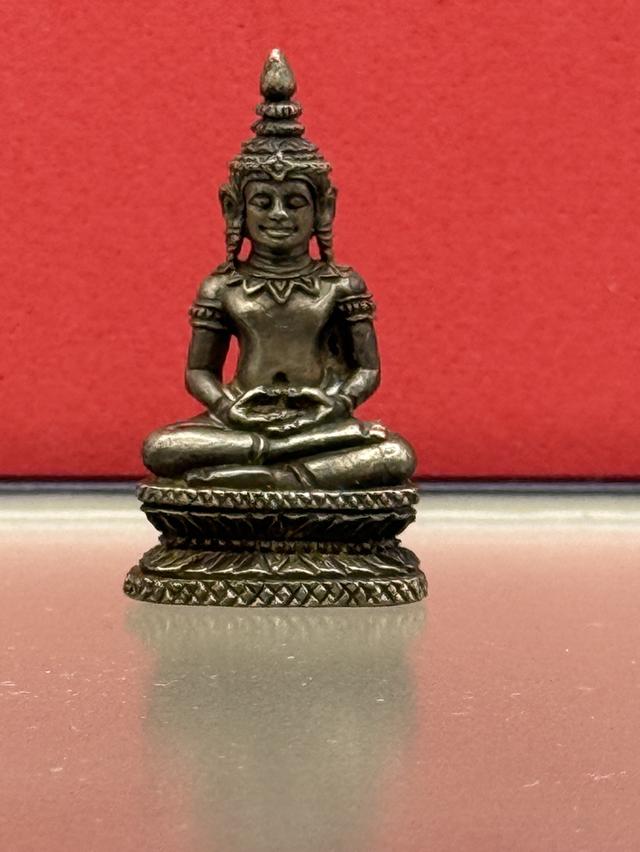 พระกริ่งอุดมวรเวท รุ่นไตรมาส ปี 2538 หลวงปู่เจียม วัดอินทราสุการาม จ.สุรินทร์ เนื้อนวะโลหะ กล่องเดิม
