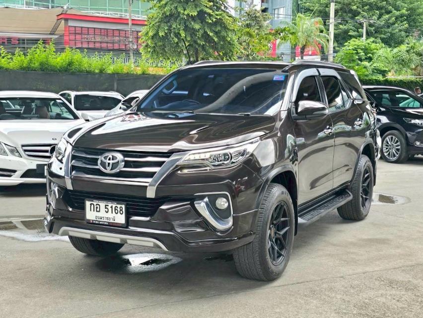 Toyota Fortuner 2.4V ปี16 3
