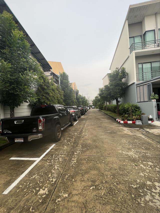 ทาวน์โฮม อาคารพาณิชย์ 10