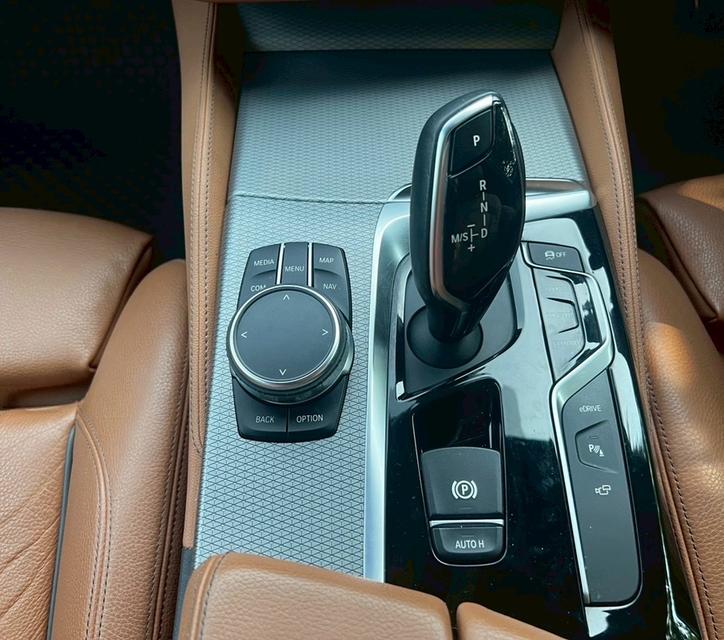 BMW 530e 2.0 M SPORT ปี2019 รูปที่ 15