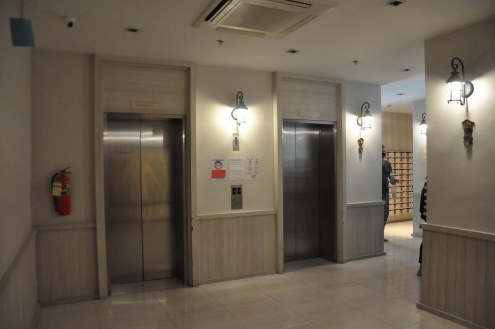 Chapter One Modern Dutch 9