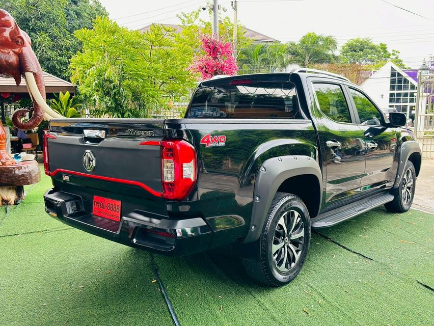 MG Extender 4 ประตู 2.0 GRAND X 4WD ปี 2024 เกียร์ออโต้ 9